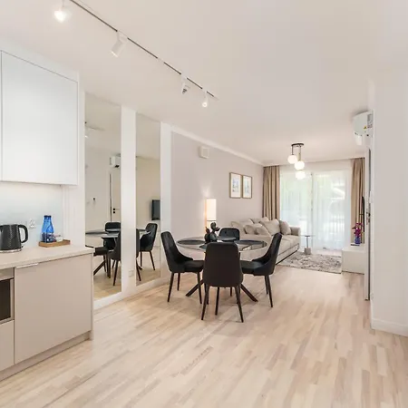 Apartment Apart111 Kasprowicza 20c Basen W Cenie