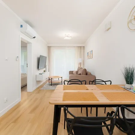 Apartment Apart111 Kasprowicza 20c Basen W Cenie